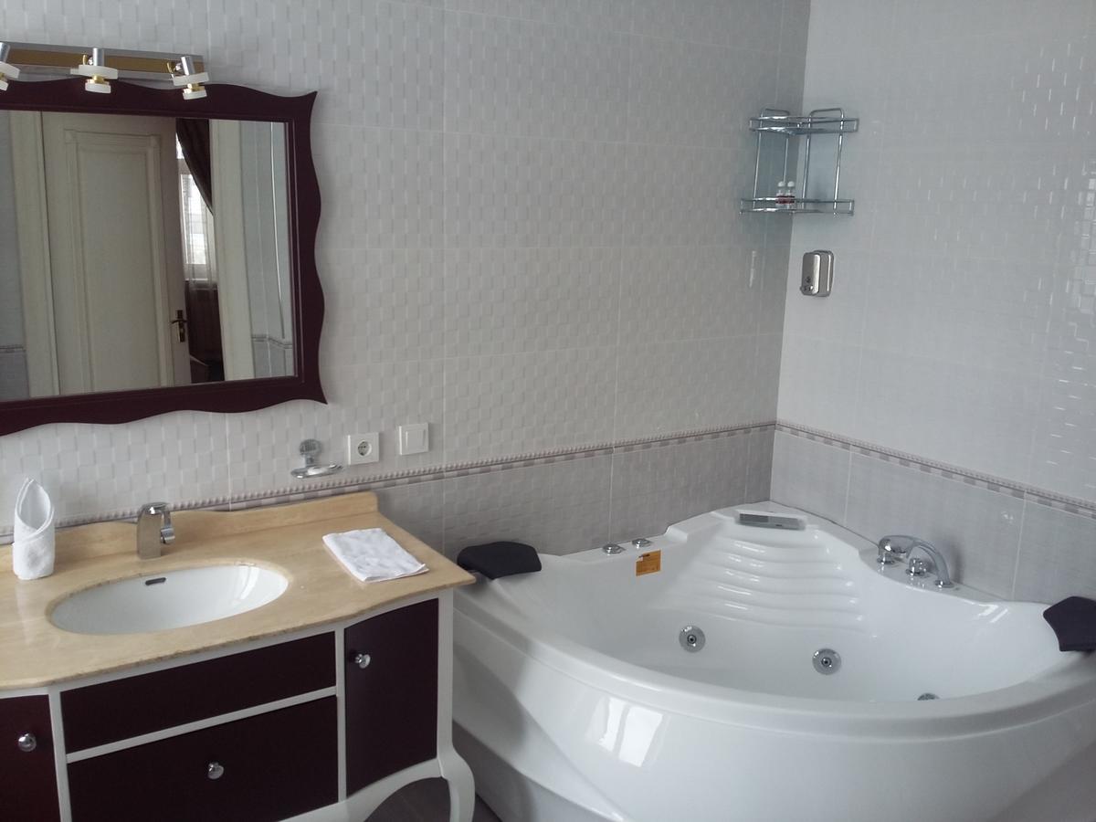 Hotel Afrosiyob Карши Экстерьер фото