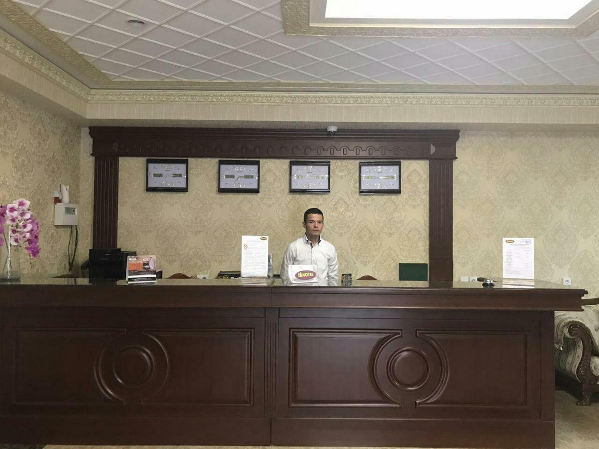 Hotel Afrosiyob Карши Экстерьер фото